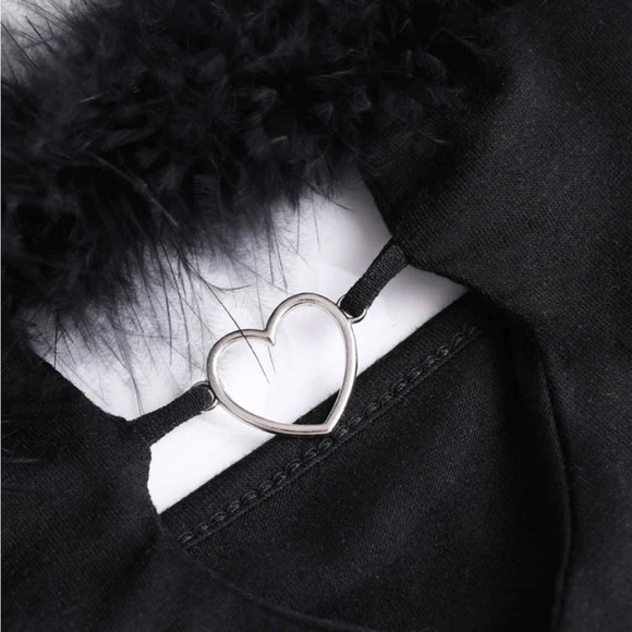 Y2K Black Fuzz Top - Picture 2 of 3